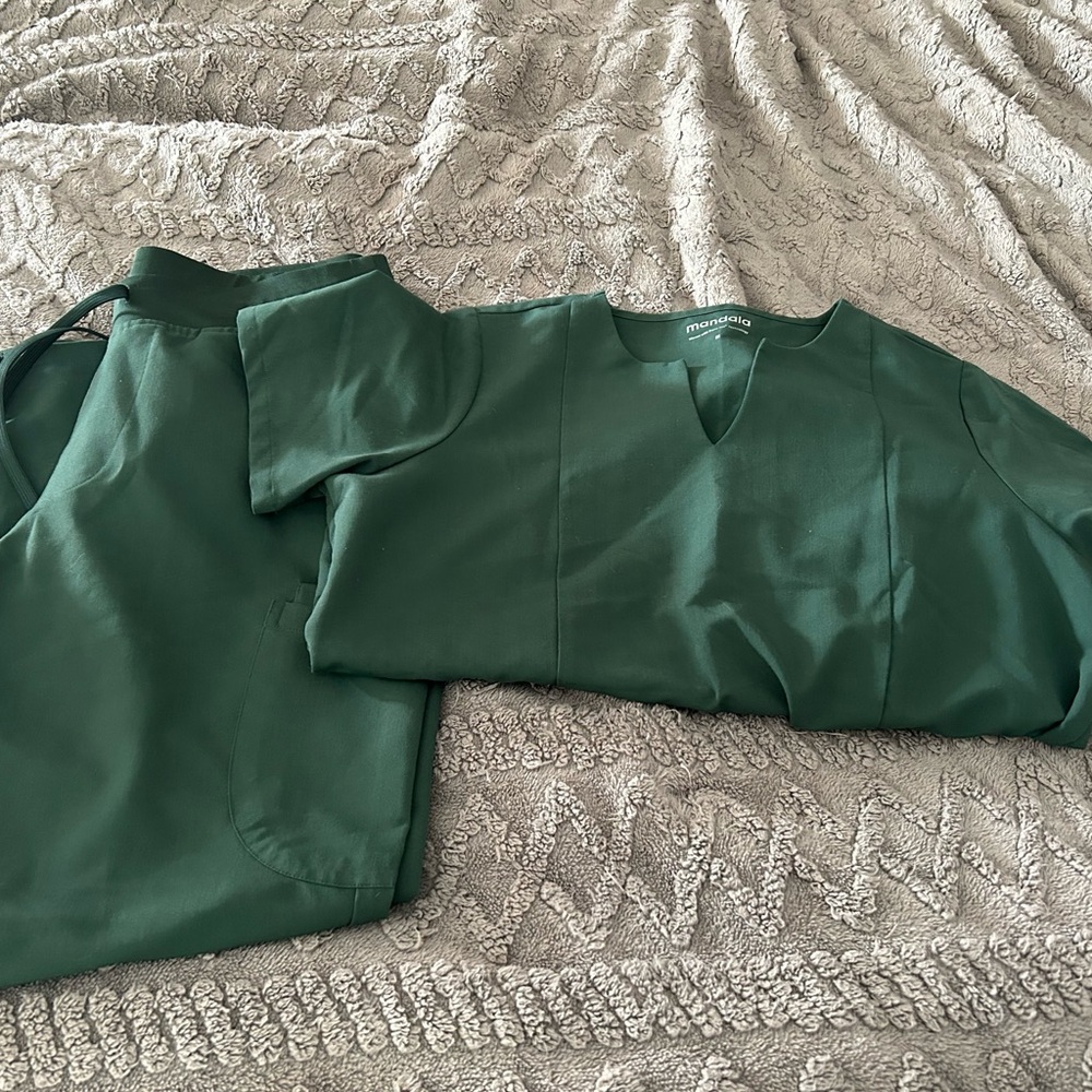 Dark Hunter Green Mandala Scrub Set